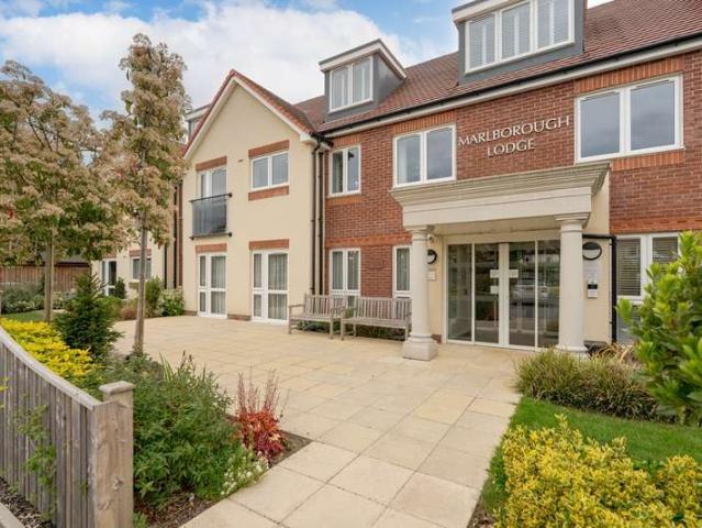 2 Bedroom Apartment Flat