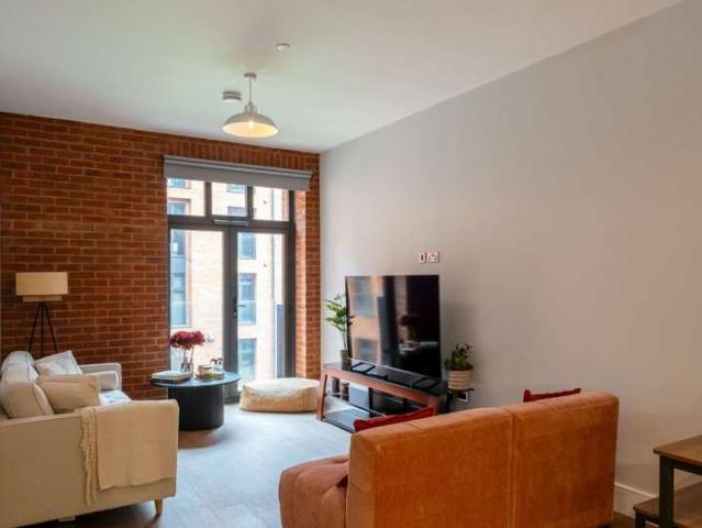 2 Bedroom Apartment Flat