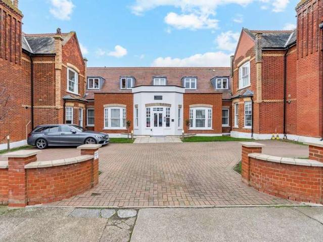 2 Bedroom Apartment Flat