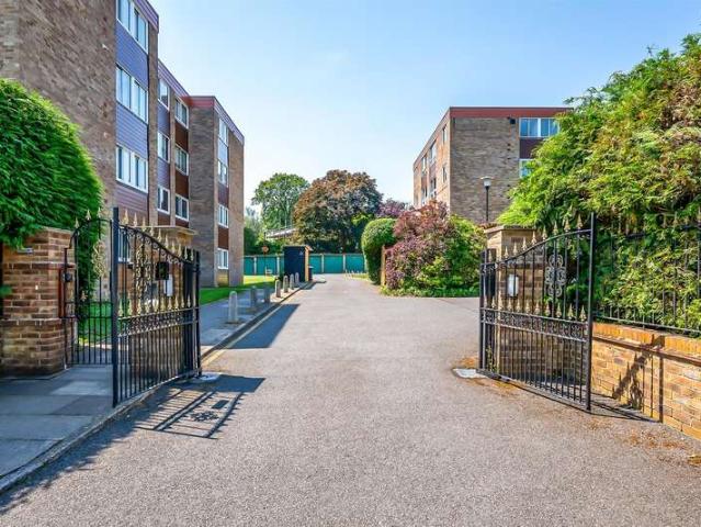 2 Bedroom Apartment Flat