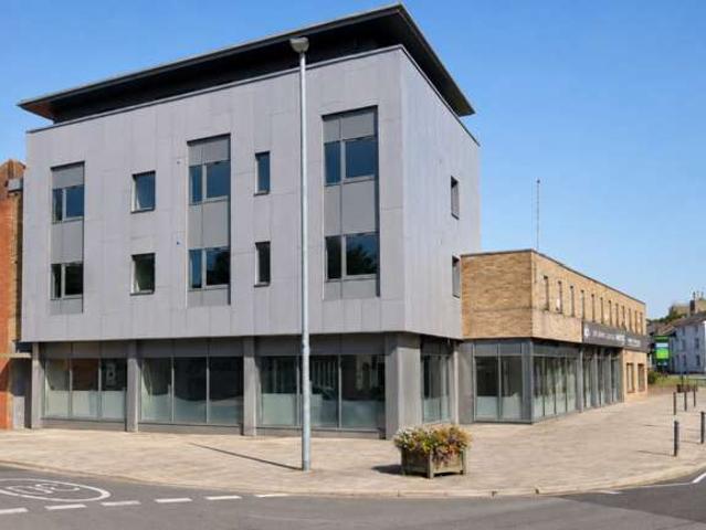 2 Bedroom Apartment Flat