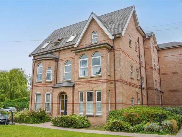 2 Bedroom Apartment Flat
