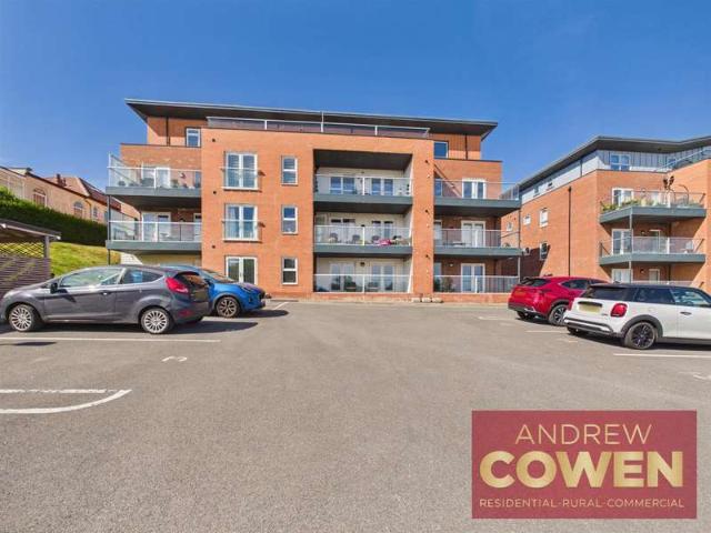 2 Bedroom Apartment Flat