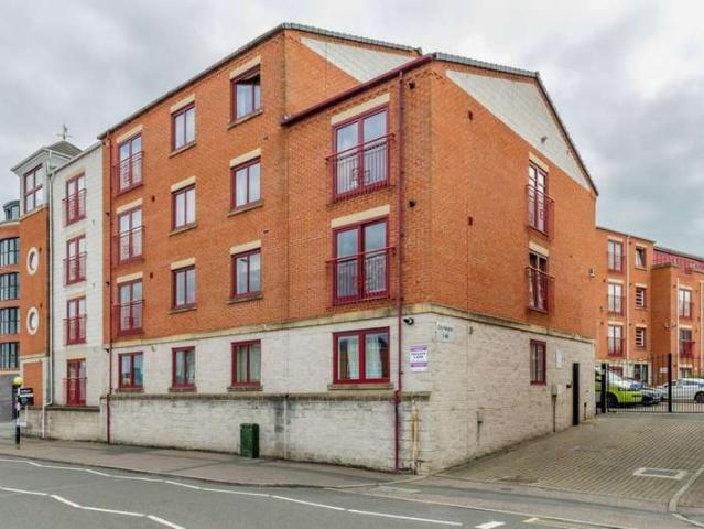 2 Bedroom Apartment Flat