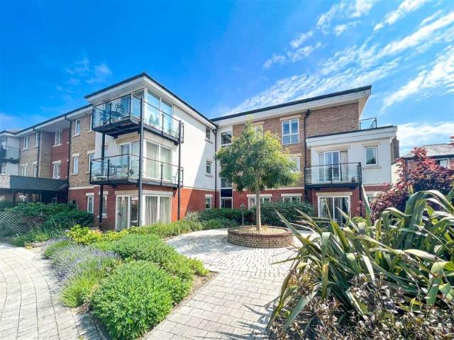 2 Bedroom Apartment Flat
