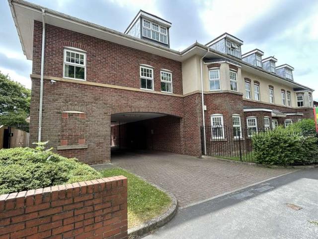 2 Bedroom Apartment Flat