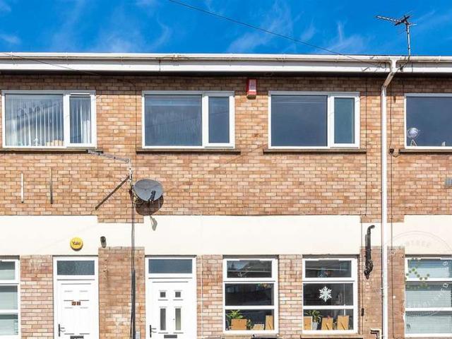 2 Bedroom Apartment Flat