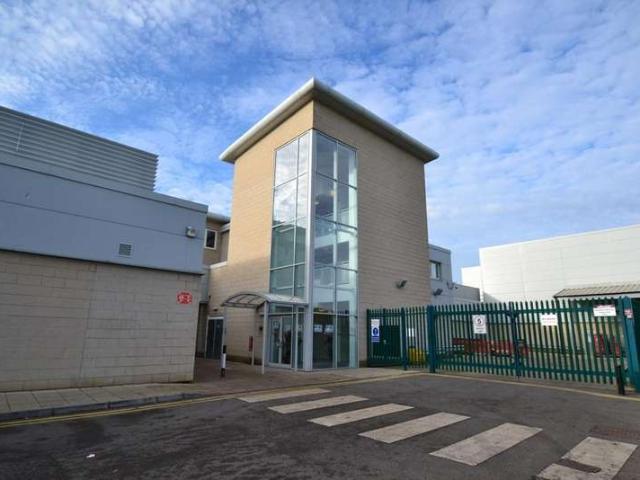 2 Bedroom Apartment Flat