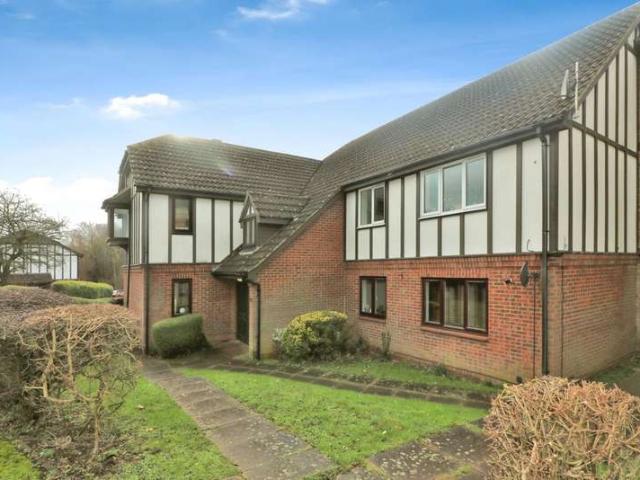 2 Bedroom Apartment Flat