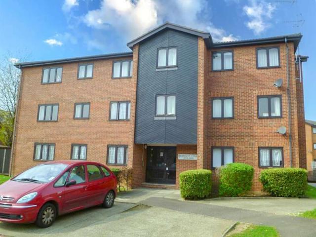 2 Bedroom Apartment Flat