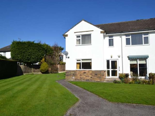 2 Bedroom Apartment Flat