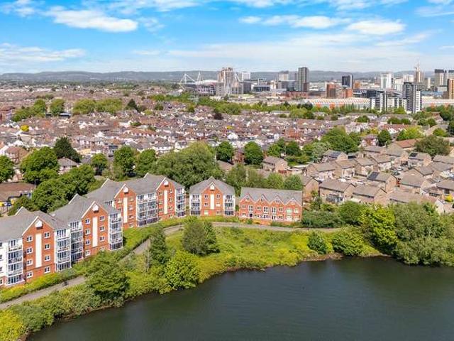 2 Bedroom Apartment Flat