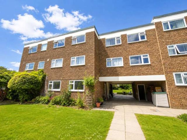 2 Bedroom Apartment Flat