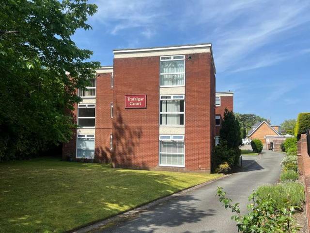 2 Bedroom Apartment Flat