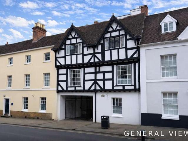 2 Bedroom Apartment Flat
