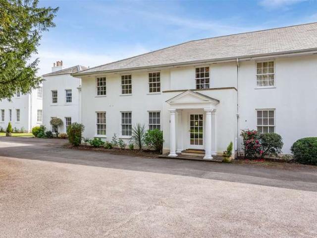 2 Bedroom Apartment Flat