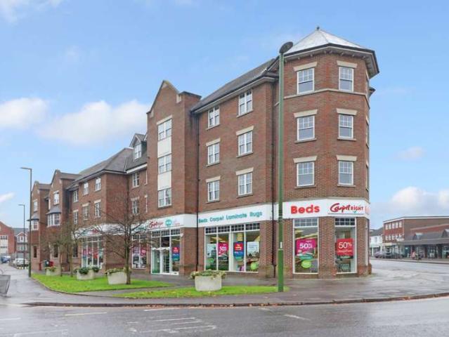 2 Bedroom Apartment Flat