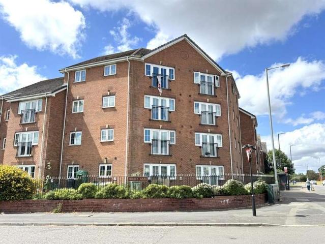 2 Bedroom Apartment Flat