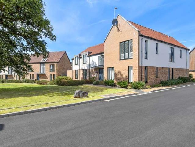 2 Bedroom Apartment Flat