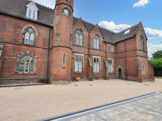 2 Bedroom Apartment Flat