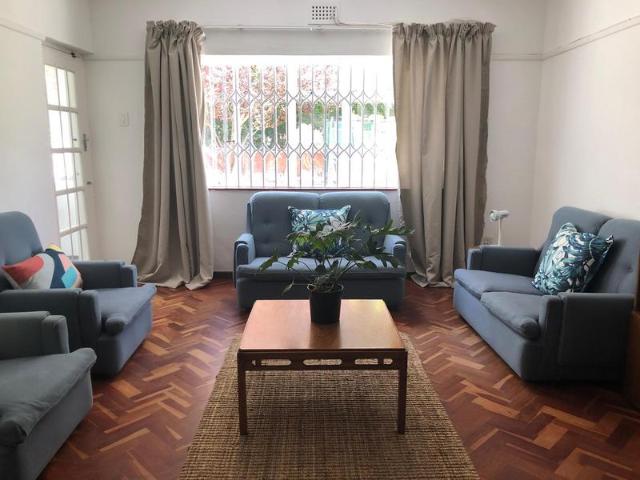 2 Bedroom Apartment / Flat For Rent in Rondebosch