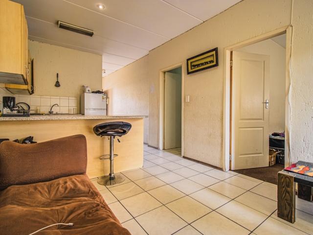 2 Bedroom Apartment / Flat For Sale in Comet