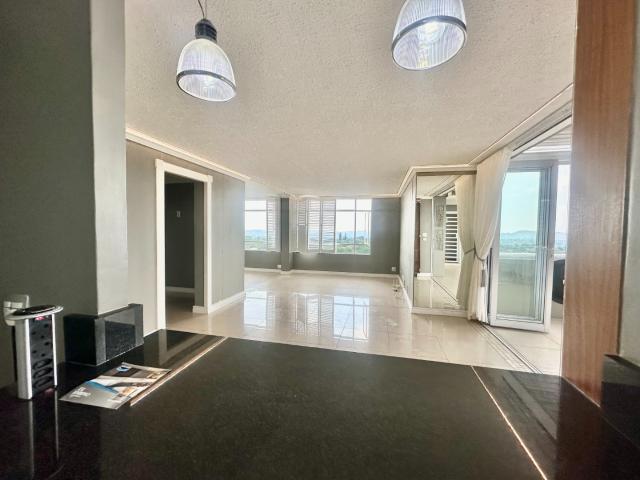 2 Bedroom Apartment / Flat For Sale in Constantia Park