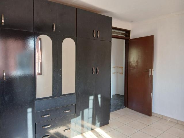 2 Bedroom Apartment / Flat For Sale in Caneside