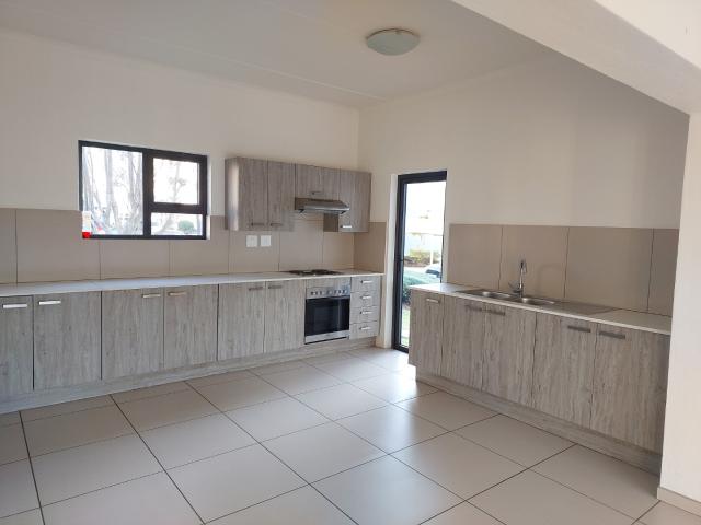 2 Bedroom Apartment / Flat For Sale in Carlswald
