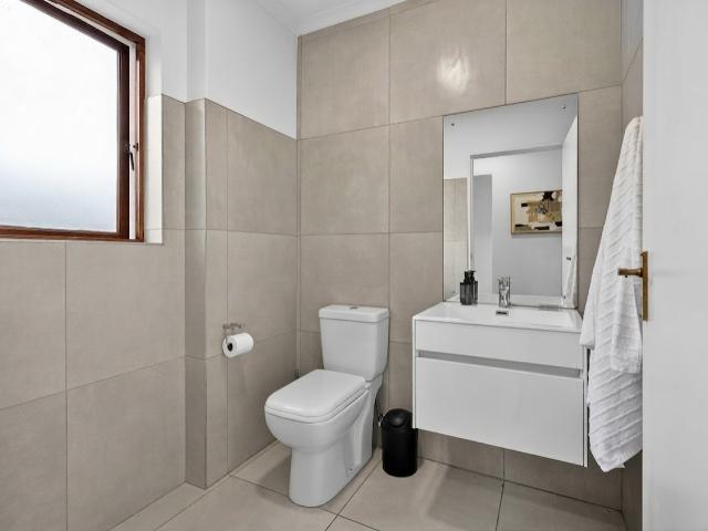 2 Bedroom Apartment / Flat For Sale in Castleton