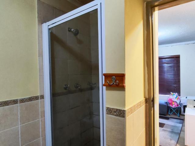 2 Bedroom Apartment / Flat For Sale in Castleview