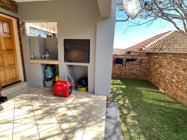 2 Bedroom Apartment / Flat For Sale in Celtisdal