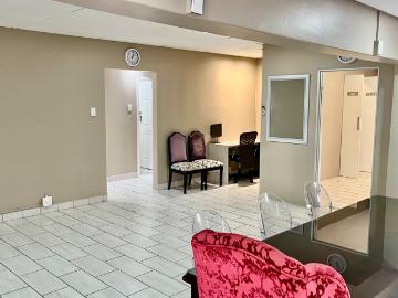 2 Bedroom Apartment / Flat For Sale in Chasedene