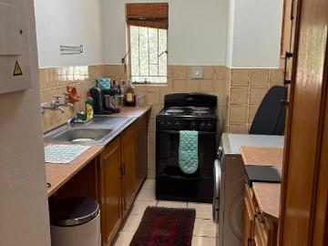 2 Bedroom Apartment / Flat For Sale in Clubview