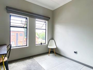 2 Bedroom Apartment / Flat For Sale in Craighall