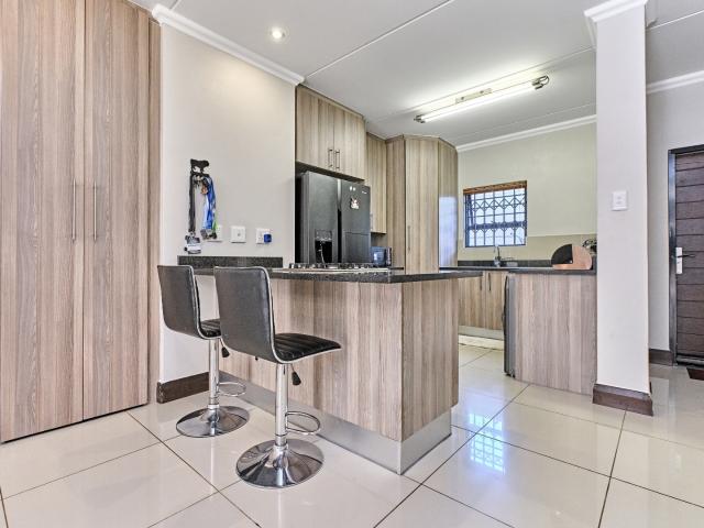 2 Bedroom Apartment / Flat For Sale in Crowthorne AH
