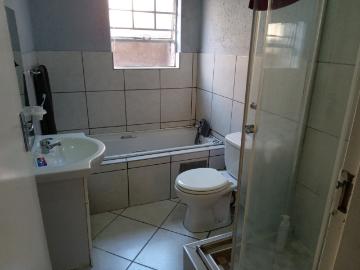 2 Bedroom Apartment / Flat For Sale in Croydon