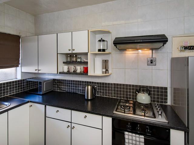 2 Bedroom Apartment / Flat For Sale in Croydon