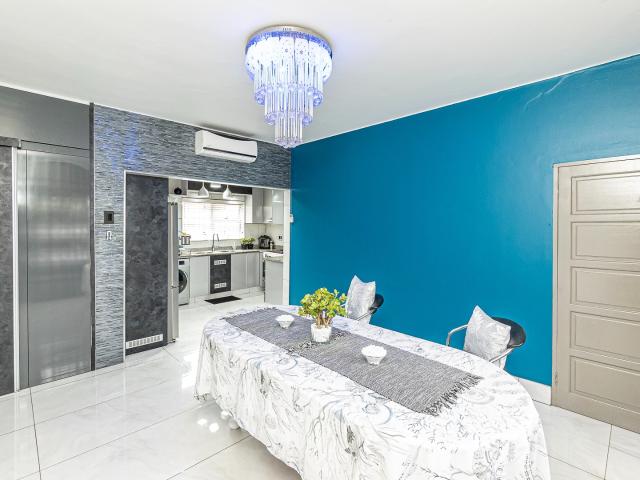 2 Bedroom Apartment / Flat For Sale in Amanzimtoti