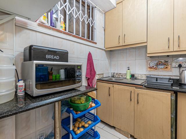 2 Bedroom Apartment / Flat For Sale in Amanzimtoti
