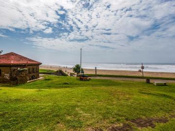 2 Bedroom Apartment / Flat For Sale in Amanzimtoti
