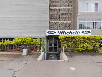 2 Bedroom Apartment / Flat For Sale in Amanzimtoti