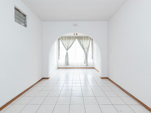 2 Bedroom Apartment / Flat For Sale in Amanzimtoti