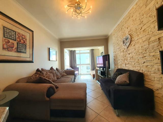 2 Bedroom Apartment / Flat For Sale in Amanzimtoti
