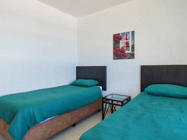 2 Bedroom Apartment / Flat For Sale in Amanzimtoti