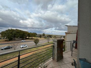 2 Bedroom Apartment / Flat For Sale in Amberfield