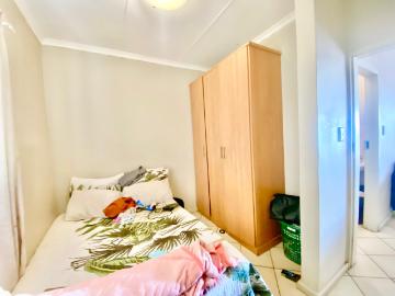 2 Bedroom Apartment / Flat For Sale in Annlin