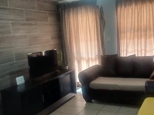 2 Bedroom Apartment / Flat For Sale in Alveda