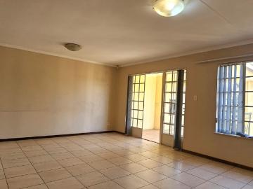 2 Bedroom Apartment / Flat For Sale in Alan Manor