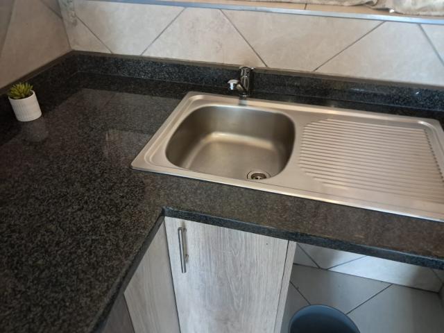 2 Bedroom Apartment / Flat For Sale in Alberton North